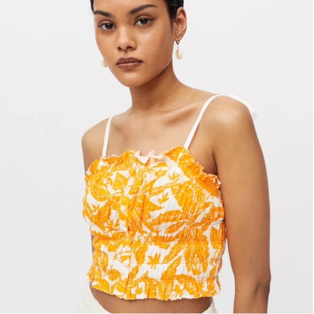 Urban Outfitters | Tula‎ Smocked Cami H13